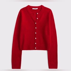 NWT Abercrombie Pearl Button Cardigan